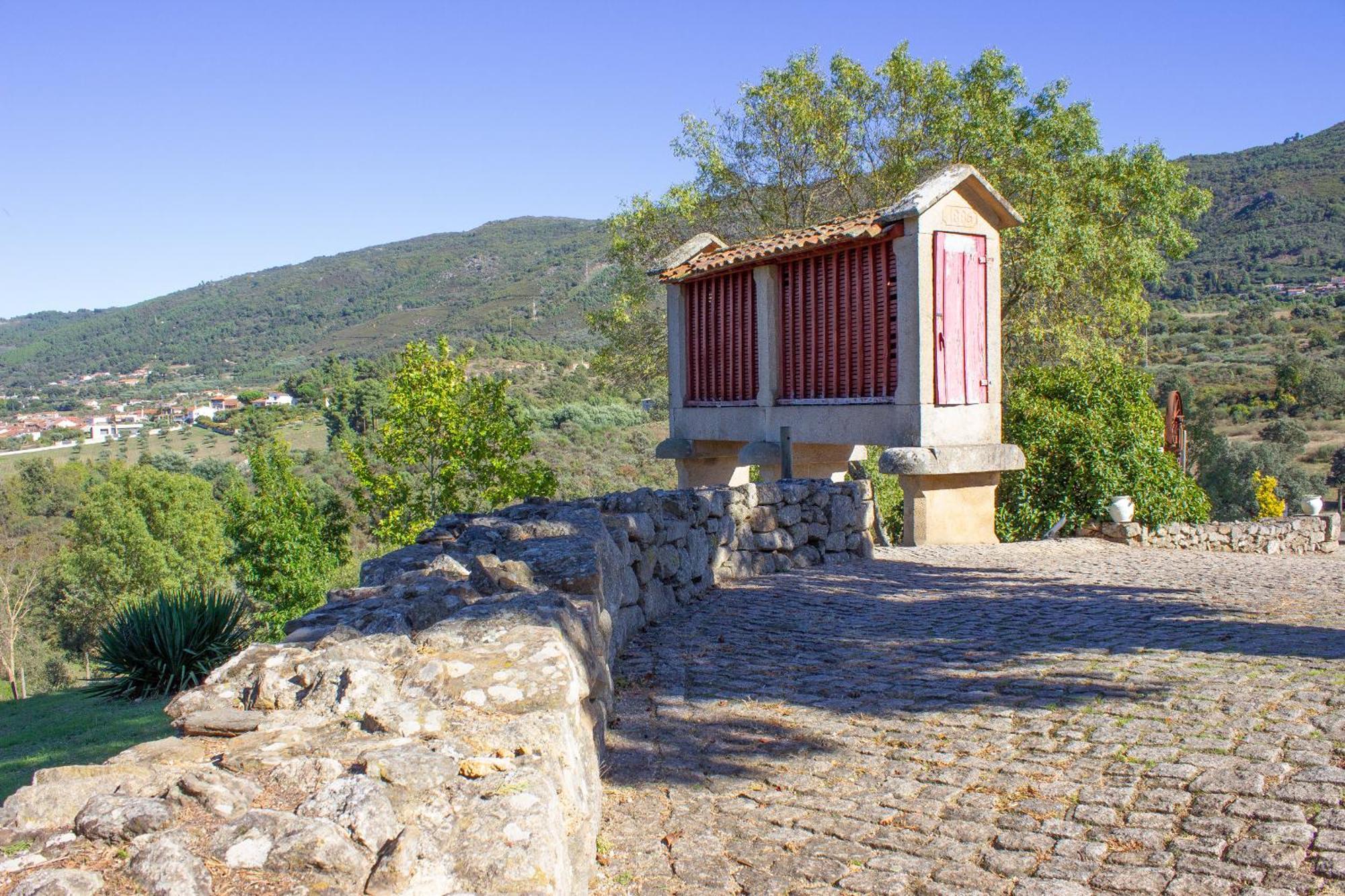 Hotel Rural Casa De Samaioes Chaves Kültér fotó